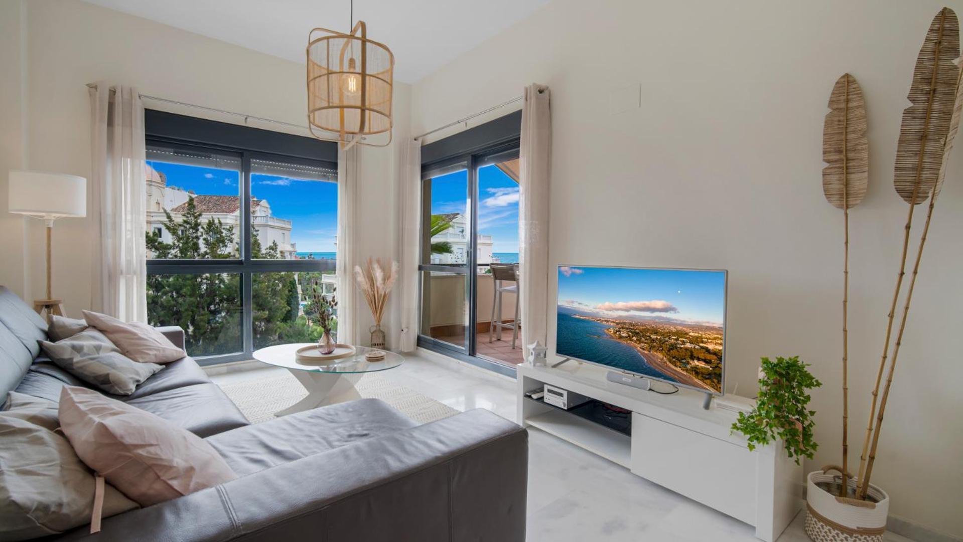 Cosmo Beach With Seaview Between Cancelada And Estepona Exterior photo